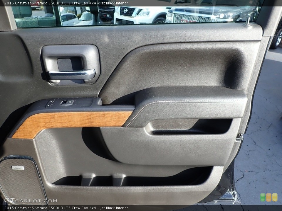 Jet Black Interior Door Panel for the 2016 Chevrolet Silverado 3500HD LTZ Crew Cab 4x4 #140220958