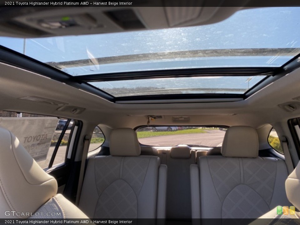 Harvest Beige Interior Sunroof for the 2021 Toyota Highlander Hybrid Platinum AWD #140221048