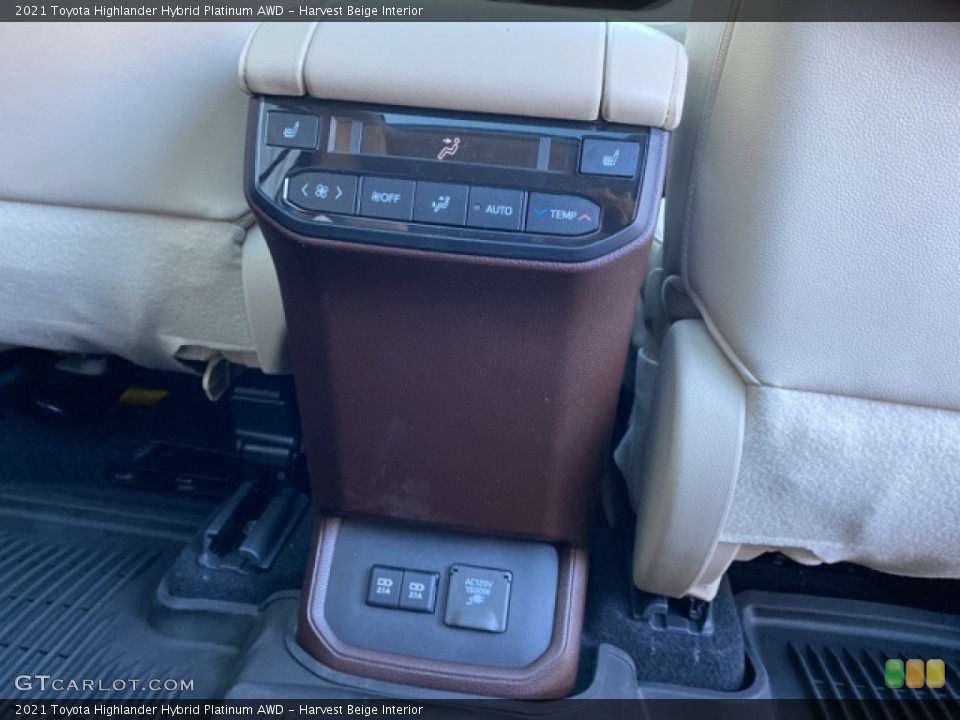 Harvest Beige Interior Rear Seat for the 2021 Toyota Highlander Hybrid Platinum AWD #140221405