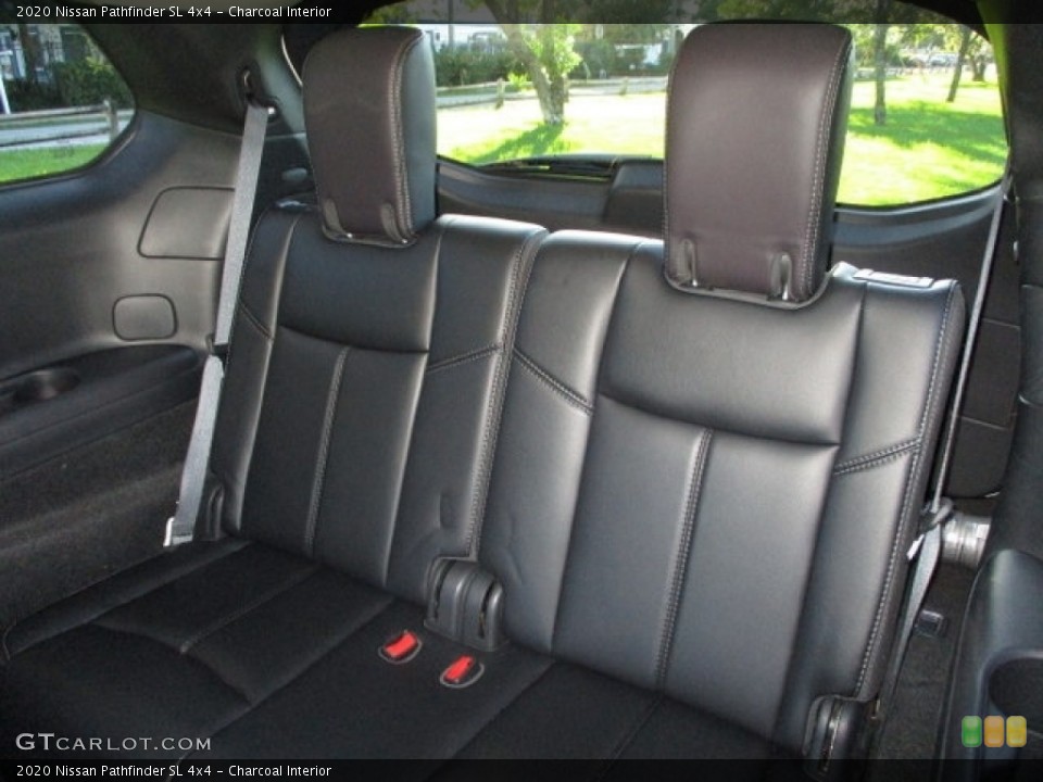 Charcoal Interior Rear Seat for the 2020 Nissan Pathfinder SL 4x4 #140222581