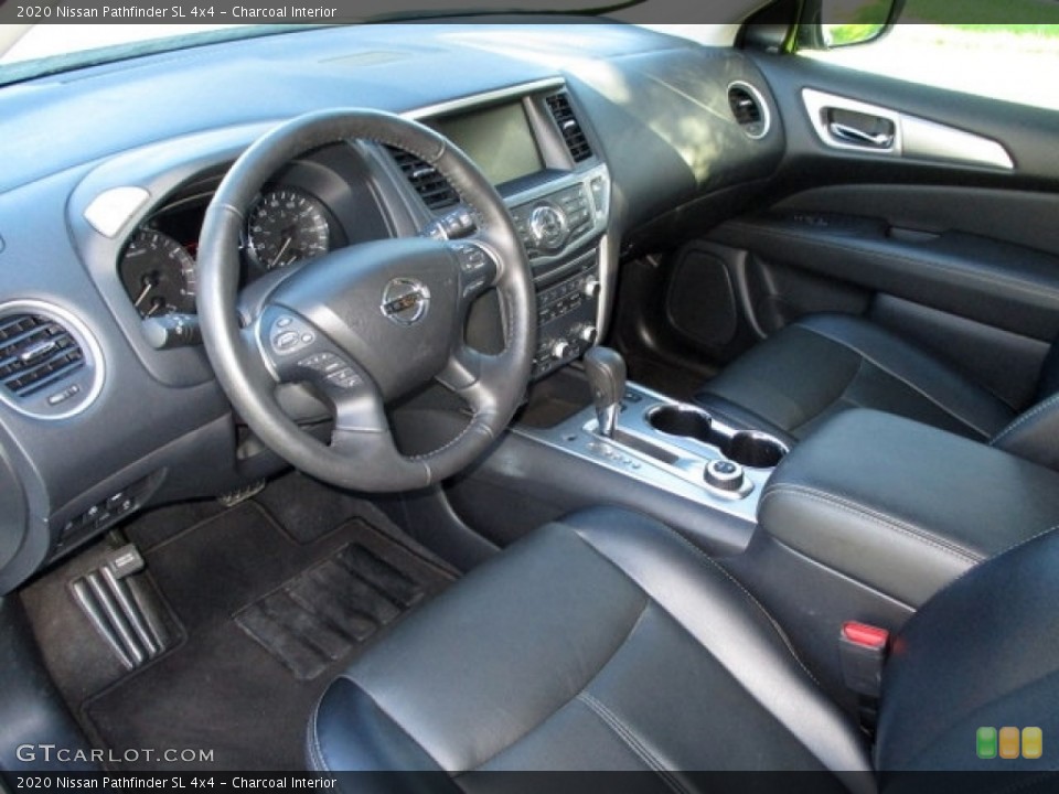 Charcoal Interior Photo for the 2020 Nissan Pathfinder SL 4x4 #140223043