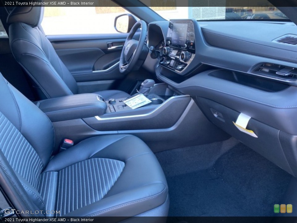 Black Interior Front Seat for the 2021 Toyota Highlander XSE AWD #140224501