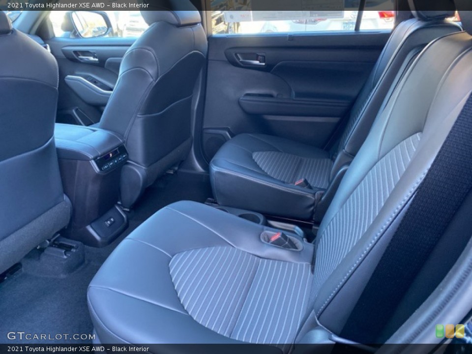 Black Interior Rear Seat for the 2021 Toyota Highlander XSE AWD #140224759