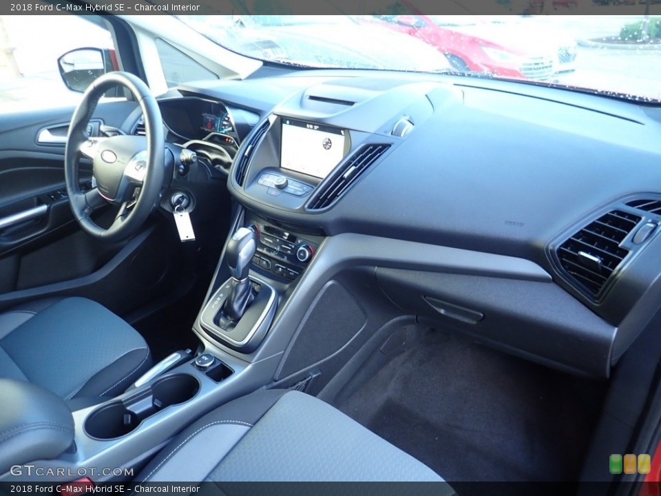 Charcoal Interior Dashboard for the 2018 Ford C-Max Hybrid SE #140227273