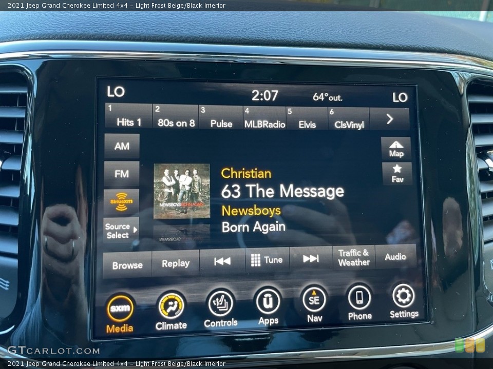 Light Frost Beige/Black Interior Audio System for the 2021 Jeep Grand Cherokee Limited 4x4 #140247242