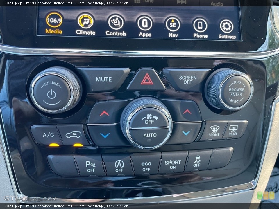 Light Frost Beige/Black Interior Controls for the 2021 Jeep Grand Cherokee Limited 4x4 #140247353