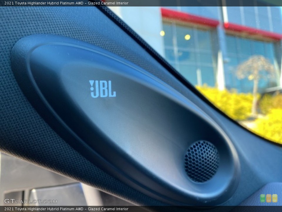 Glazed Caramel Interior Audio System for the 2021 Toyota Highlander Hybrid Platinum AWD #140247986
