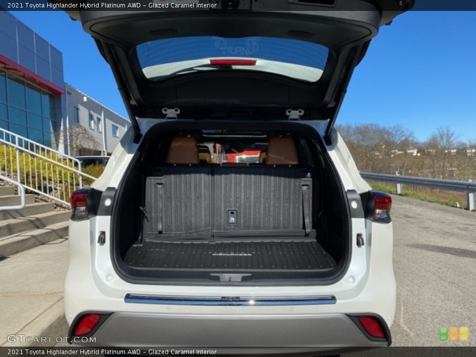 Glazed Caramel Interior Trunk for the 2021 Toyota Highlander Hybrid Platinum AWD #140248127