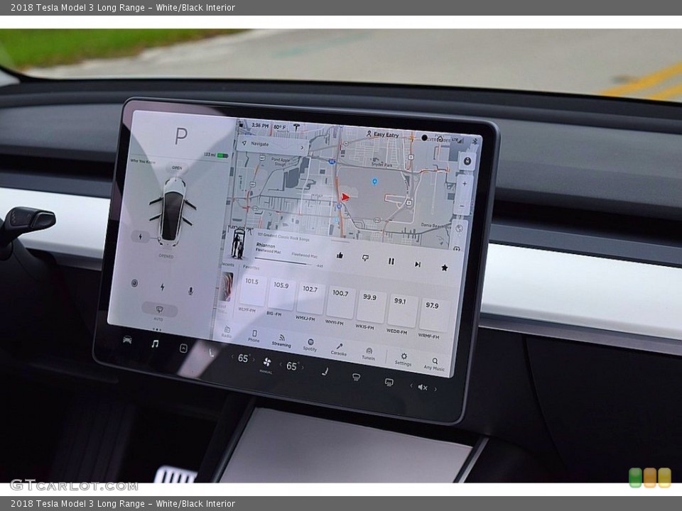 White/Black Interior Navigation for the 2018 Tesla Model 3 Long Range #140254091