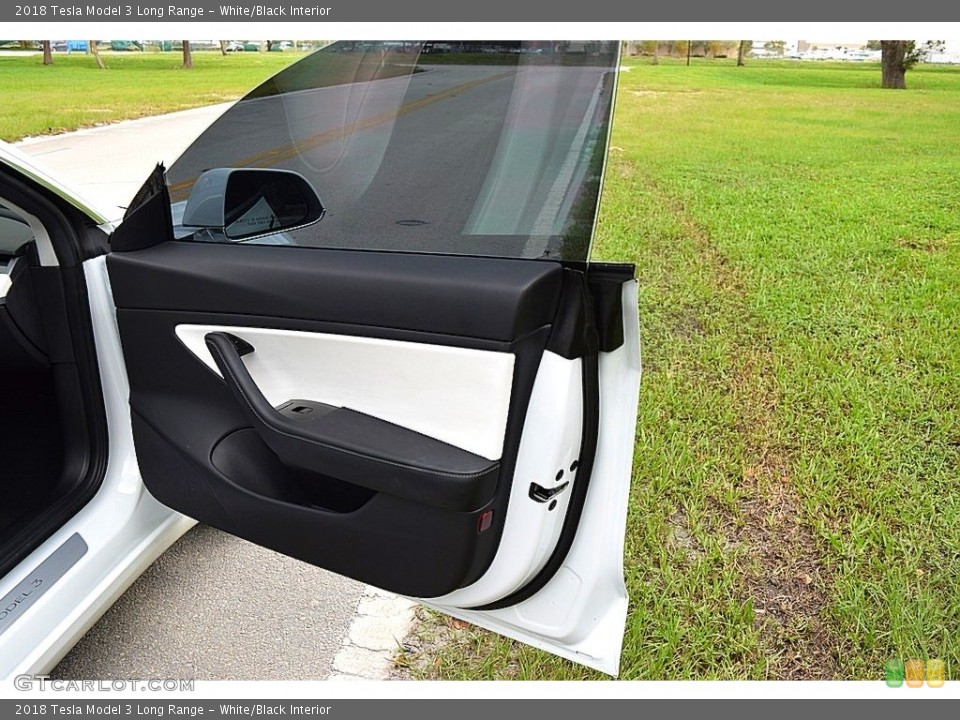 White/Black Interior Door Panel for the 2018 Tesla Model 3 Long Range #140254136