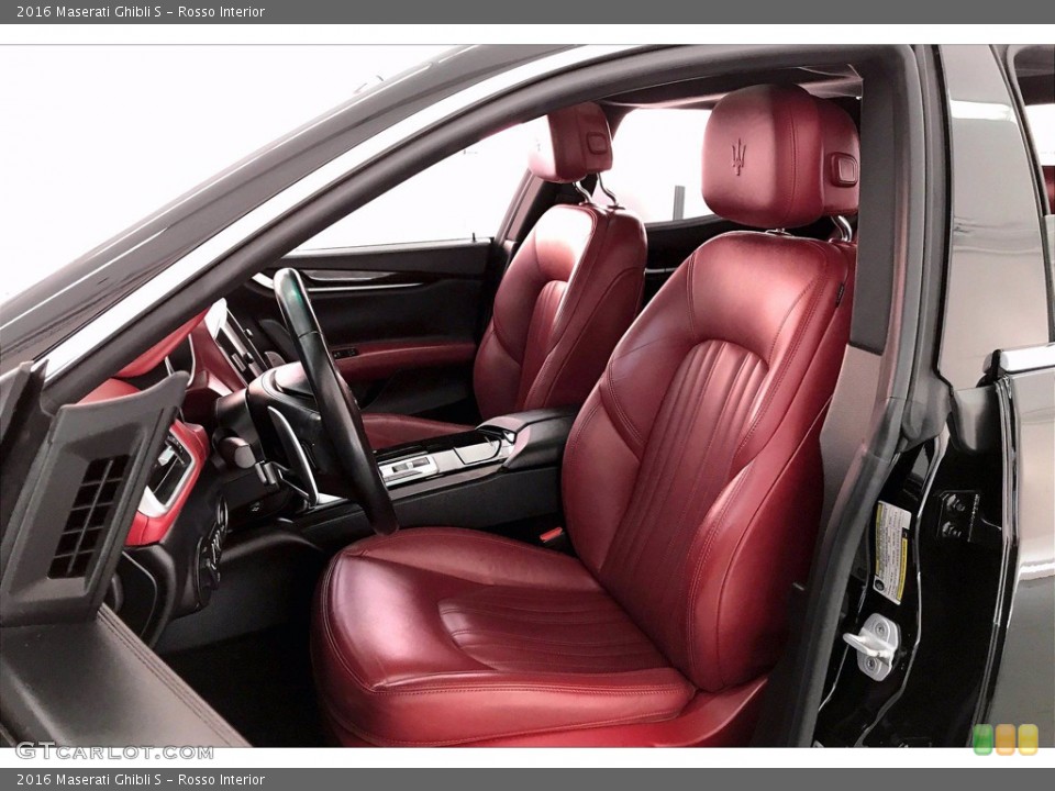 Rosso 2016 Maserati Ghibli Interiors