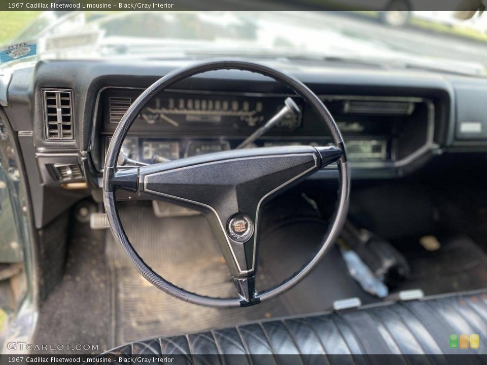 Black/Gray Interior Steering Wheel for the 1967 Cadillac Fleetwood Limousine #140274397