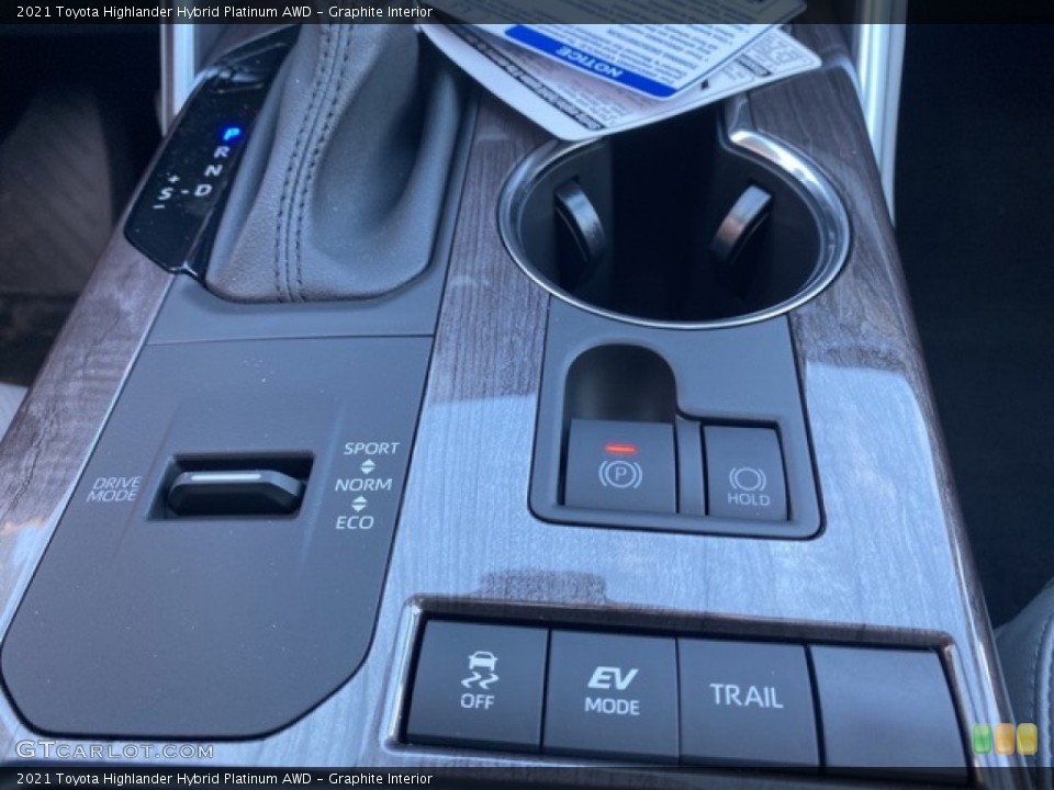 Graphite Interior Controls for the 2021 Toyota Highlander Hybrid Platinum AWD #140277941
