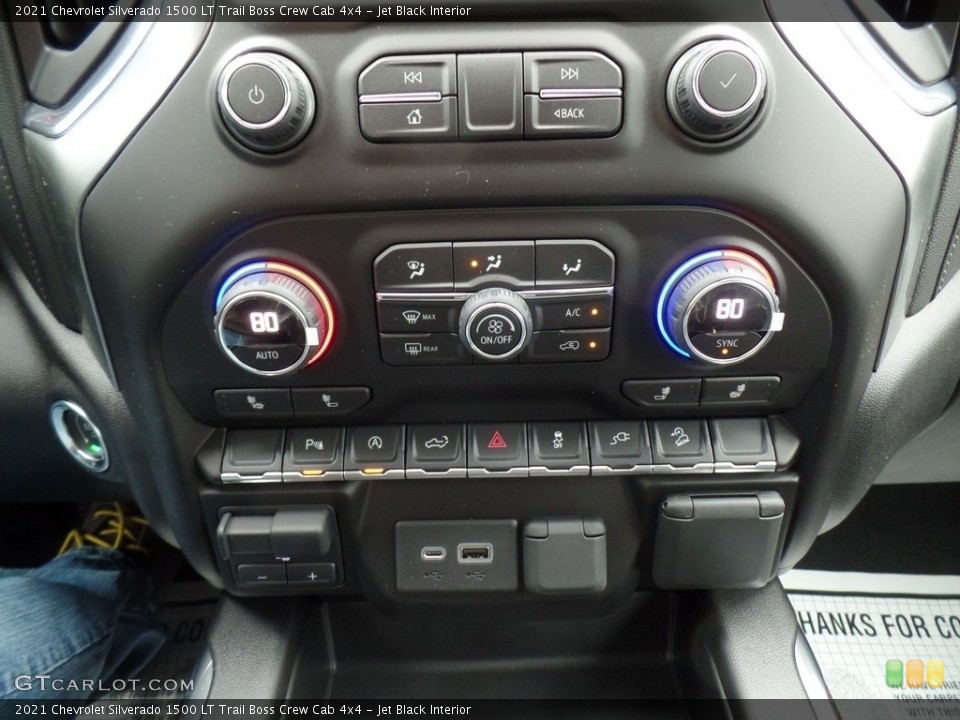 Jet Black Interior Controls for the 2021 Chevrolet Silverado 1500 LT Trail Boss Crew Cab 4x4 #140303533