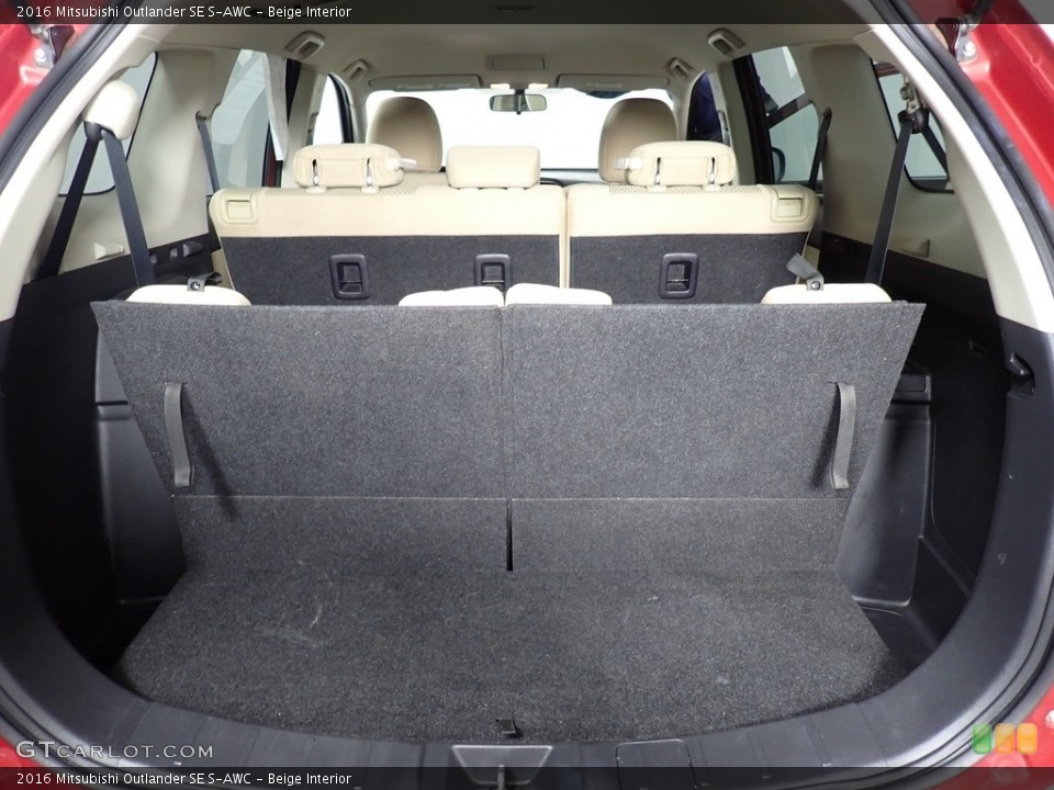 Beige Interior Trunk for the 2016 Mitsubishi Outlander SE S-AWC #140366830