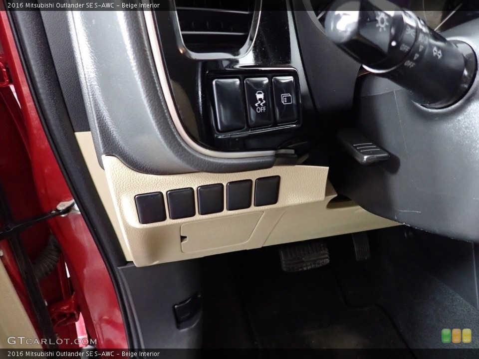 Beige Interior Controls for the 2016 Mitsubishi Outlander SE S-AWC #140367061