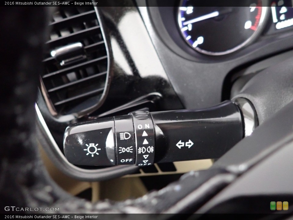 Beige Interior Controls for the 2016 Mitsubishi Outlander SE S-AWC #140367299
