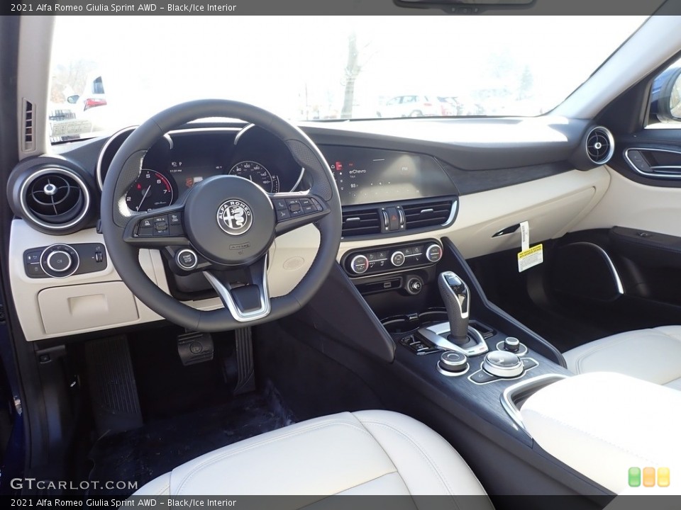 Black/Ice Interior Photo for the 2021 Alfa Romeo Giulia Sprint AWD #140388286