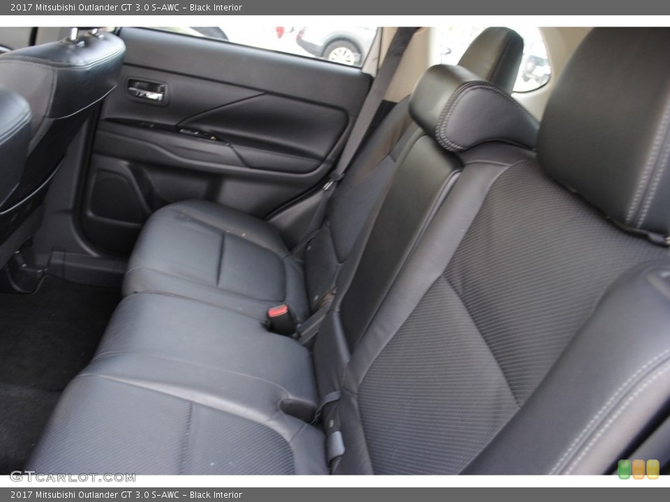Black Interior Rear Seat for the 2017 Mitsubishi Outlander GT 3.0 S-AWC #140410329