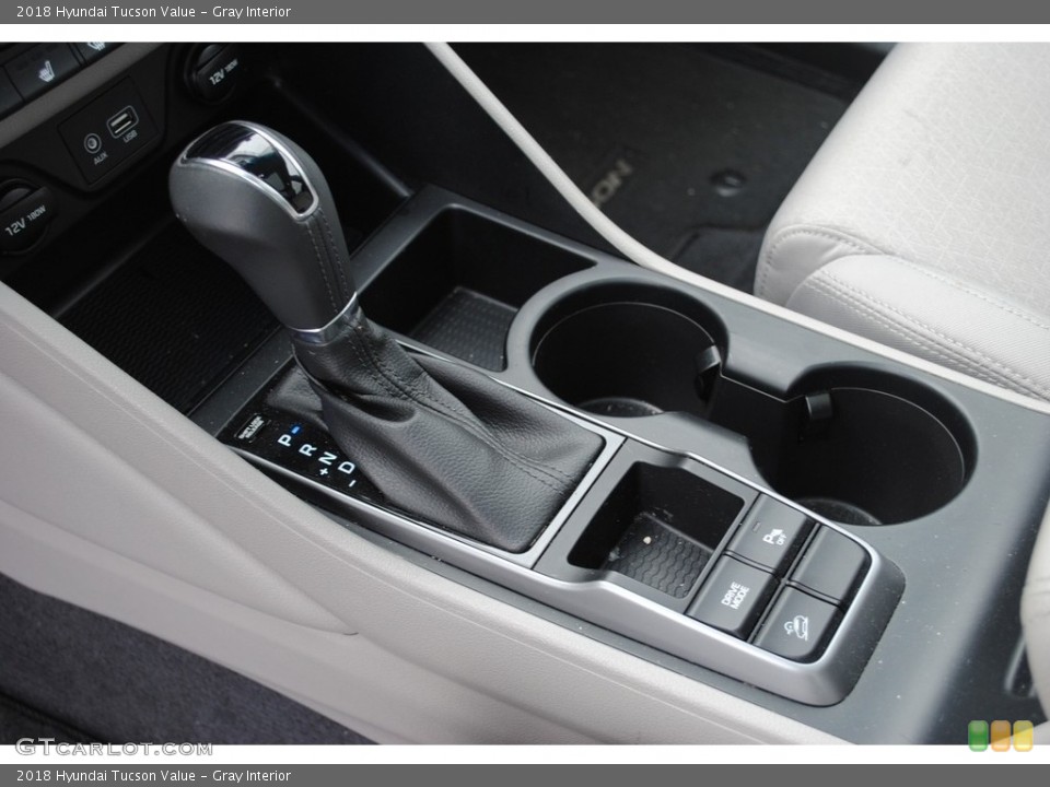 Gray Interior Transmission for the 2018 Hyundai Tucson Value #140411463