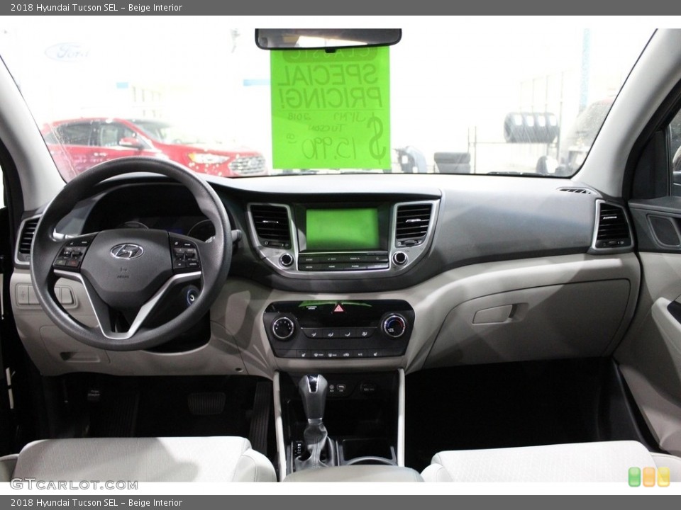 Beige Interior Dashboard for the 2018 Hyundai Tucson SEL #140428314