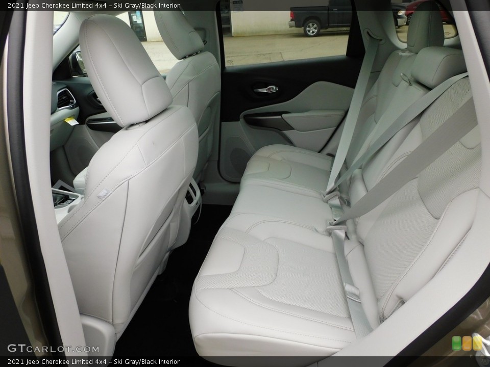 Ski Gray/Black Interior Rear Seat for the 2021 Jeep Cherokee Limited 4x4 #140442248