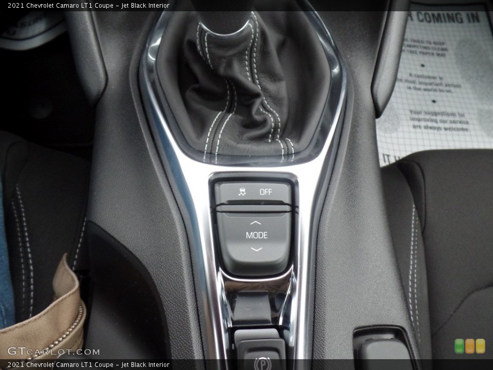 Jet Black Interior Controls for the 2021 Chevrolet Camaro LT1 Coupe #140453038