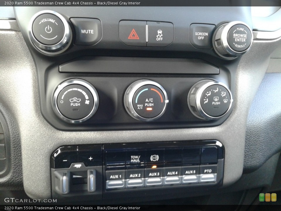Black/Diesel Gray Interior Controls for the 2020 Ram 5500 Tradesman Crew Cab 4x4 Chassis #140454583