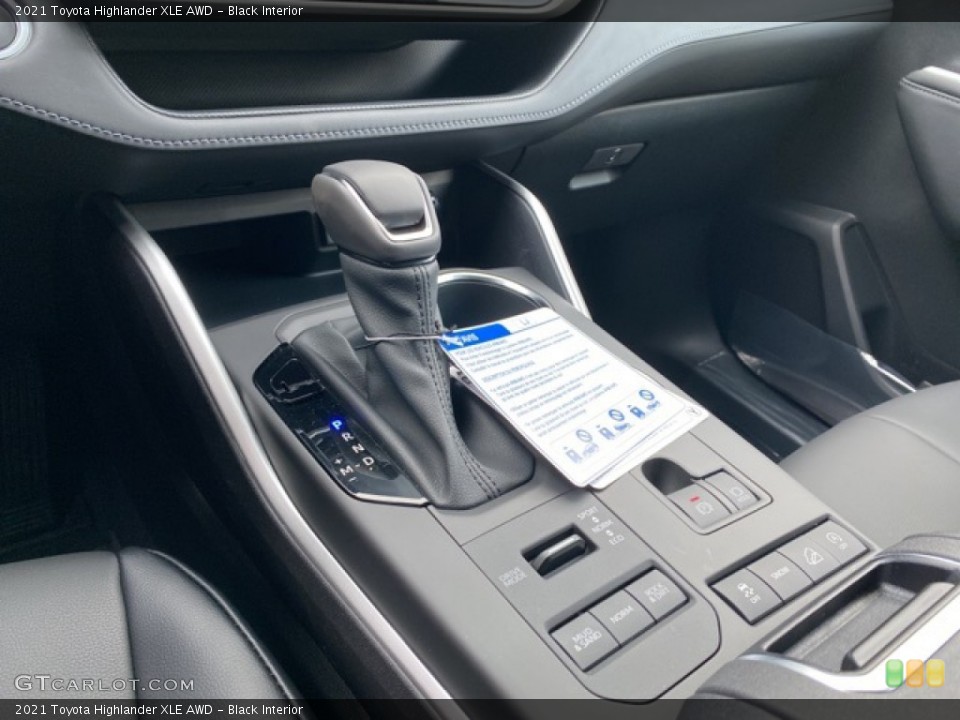 Black Interior Controls for the 2021 Toyota Highlander XLE AWD #140456173