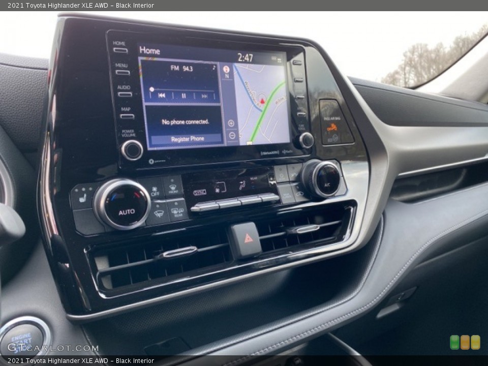 Black Interior Controls for the 2021 Toyota Highlander XLE AWD #140456228