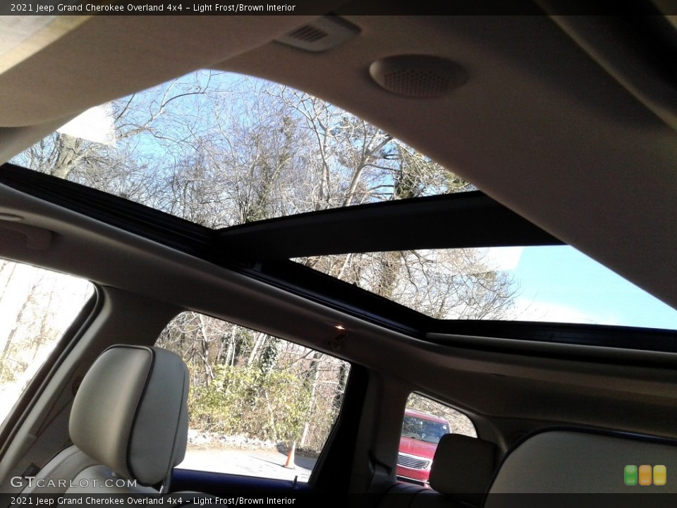 Light Frost/Brown Interior Sunroof for the 2021 Jeep Grand Cherokee Overland 4x4 #140470249