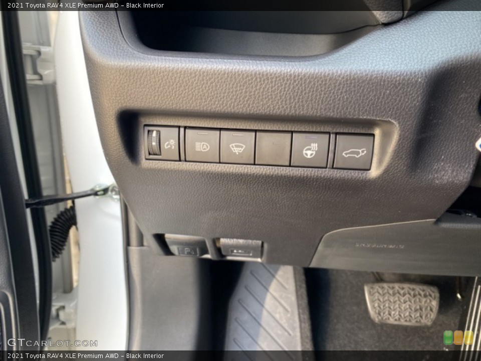 Black Interior Controls for the 2021 Toyota RAV4 XLE Premium AWD #140484499