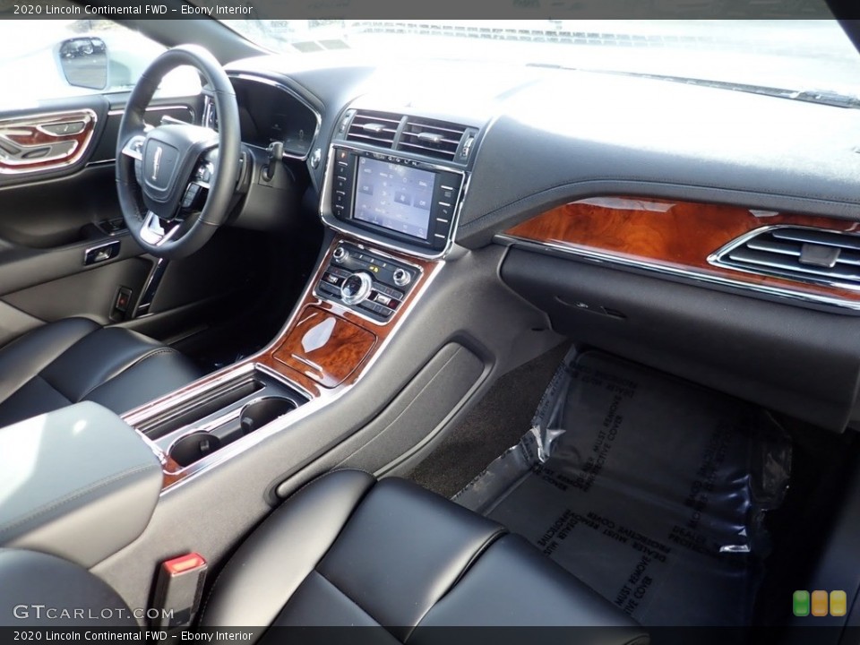 Ebony Interior Dashboard for the 2020 Lincoln Continental FWD #140490031