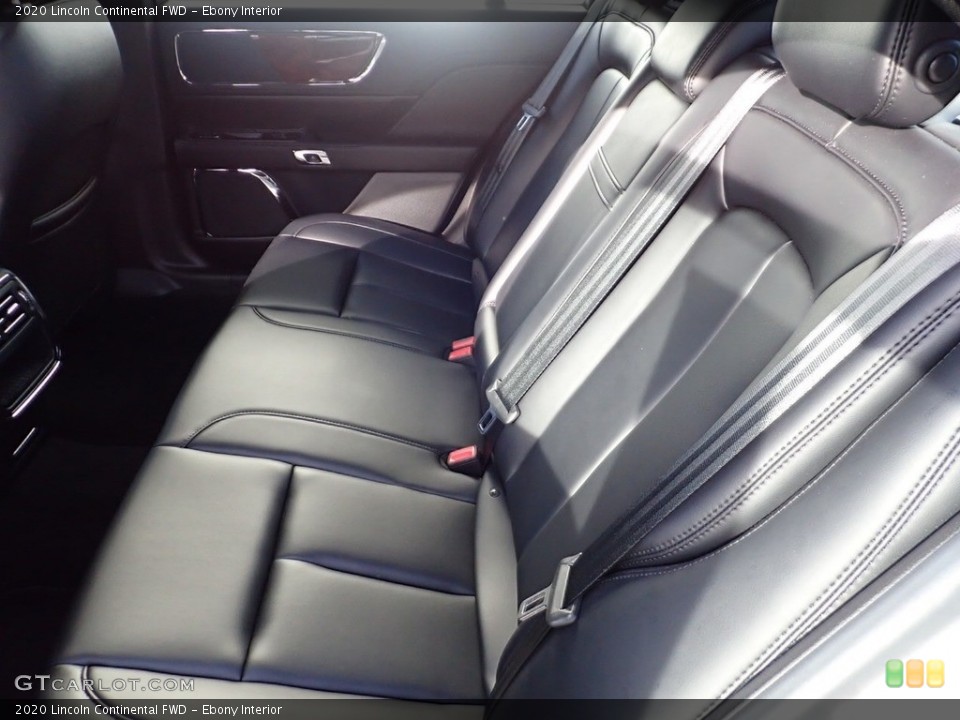 Ebony Interior Rear Seat for the 2020 Lincoln Continental FWD #140490115