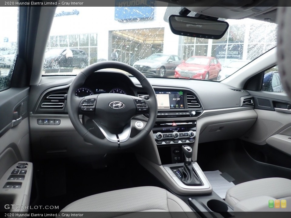 Gray Interior Photo for the 2020 Hyundai Elantra Limited #140501021