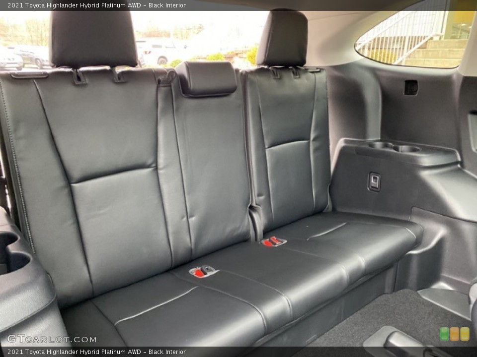 Black Interior Rear Seat for the 2021 Toyota Highlander Hybrid Platinum AWD #140509051