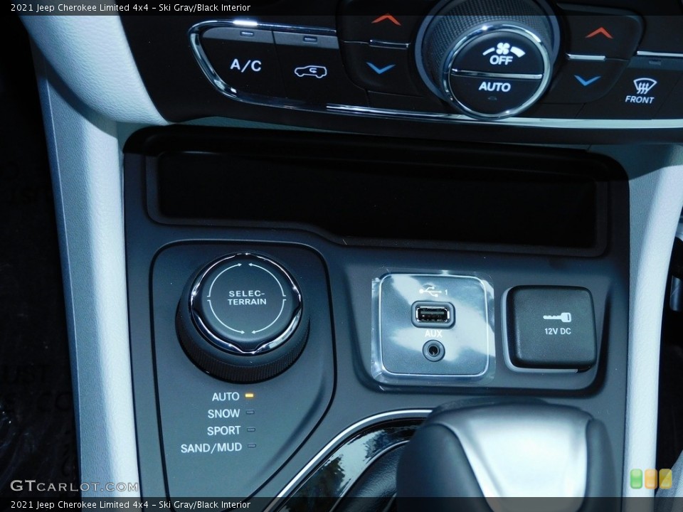 Ski Gray/Black Interior Controls for the 2021 Jeep Cherokee Limited 4x4 #140514566