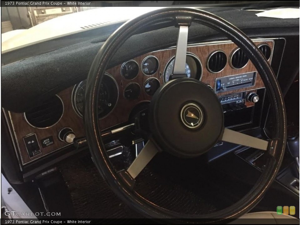 White Interior Steering Wheel for the 1973 Pontiac Grand Prix Coupe #140515471