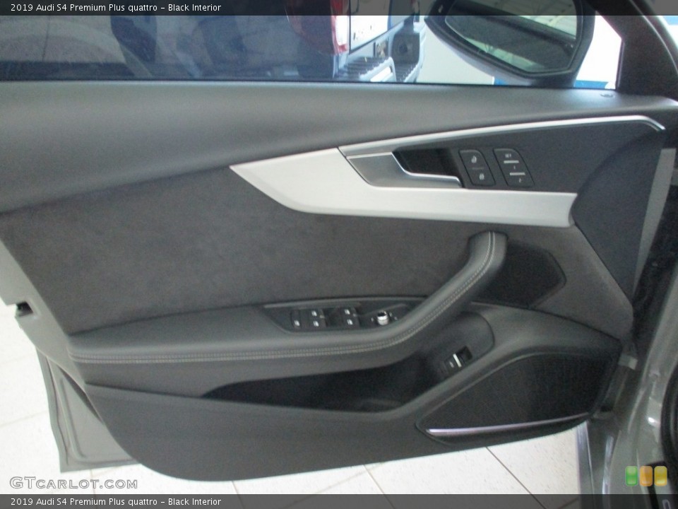 Black Interior Door Panel for the 2019 Audi S4 Premium Plus quattro #140520586
