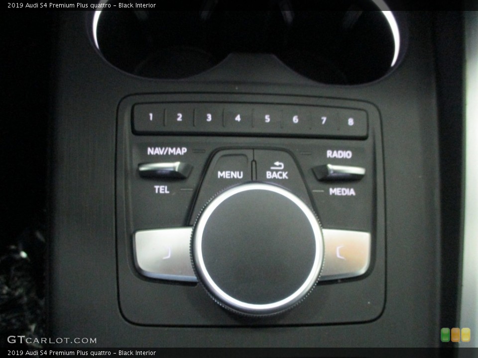 Black Interior Controls for the 2019 Audi S4 Premium Plus quattro #140520775