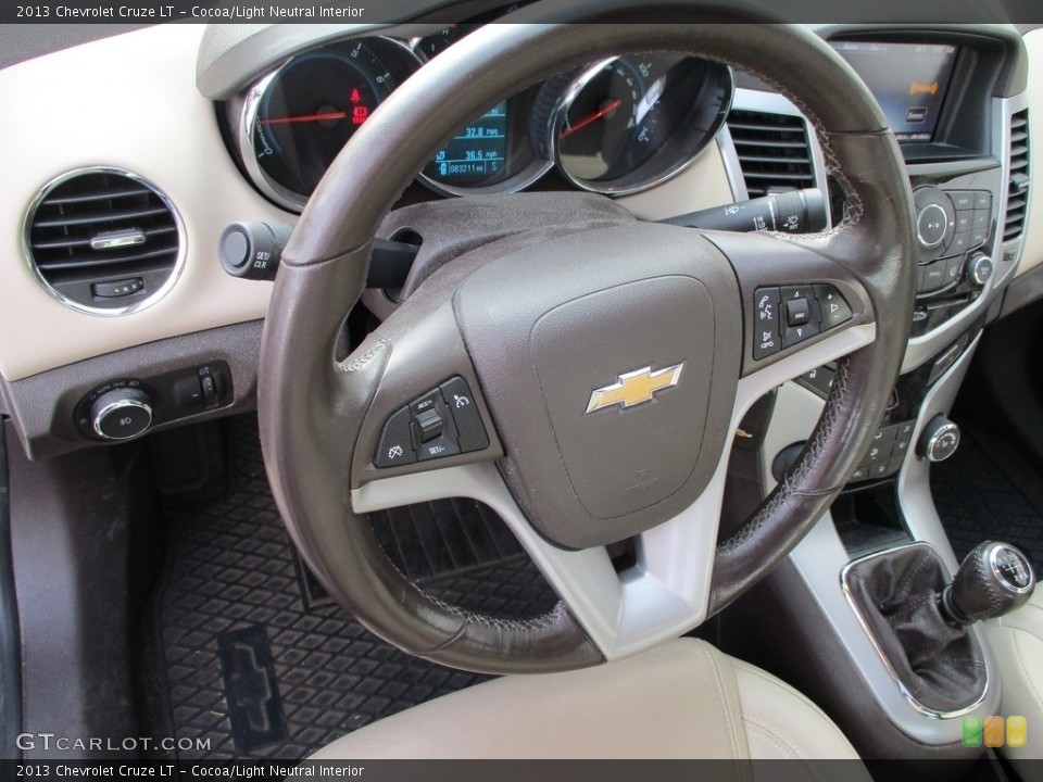 Cocoa/Light Neutral Interior Steering Wheel for the 2013 Chevrolet Cruze LT #140522455