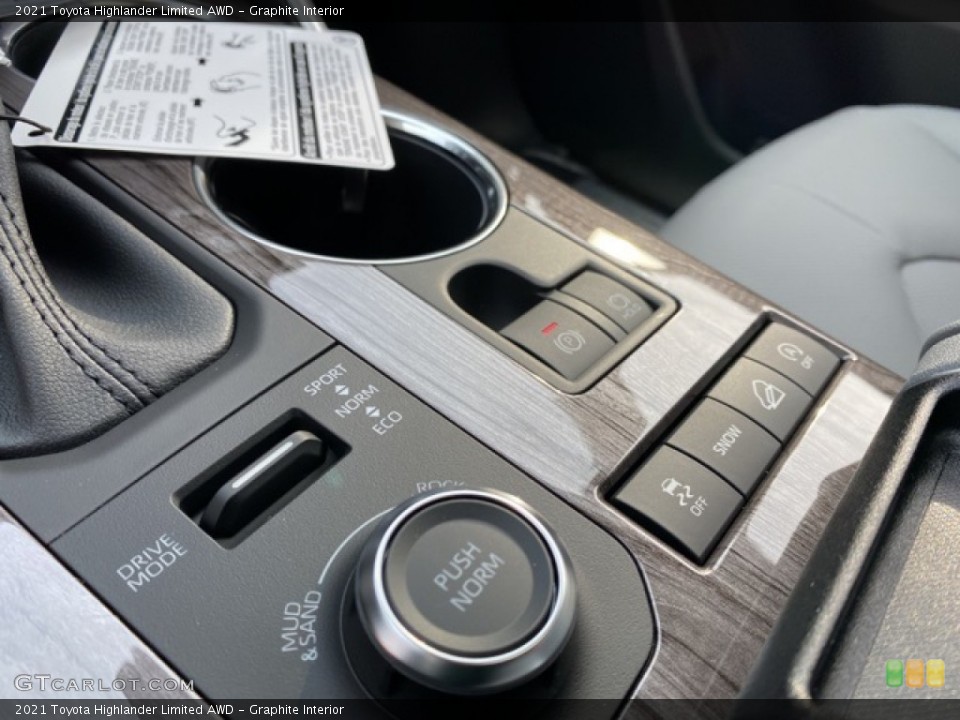 Graphite Interior Controls for the 2021 Toyota Highlander Limited AWD #140555154