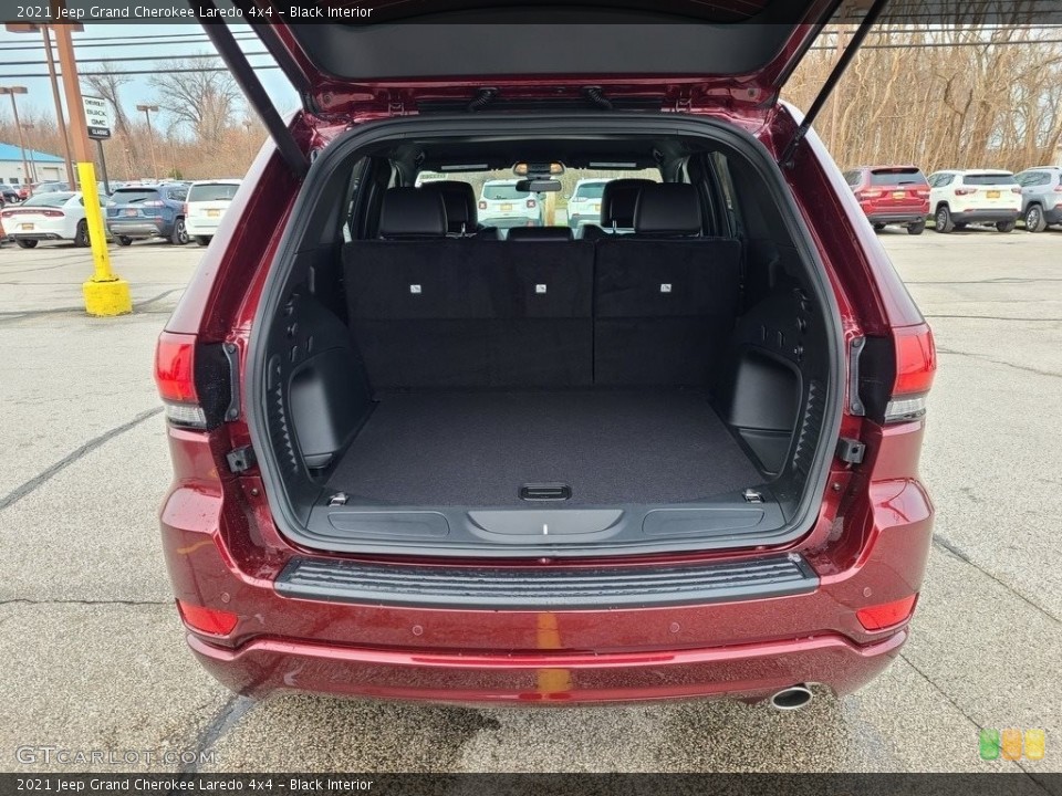 Black Interior Trunk for the 2021 Jeep Grand Cherokee Laredo 4x4 #140559490
