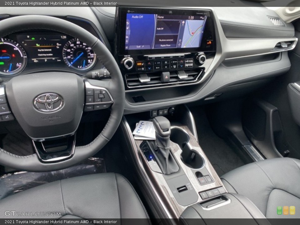 Black Interior Dashboard for the 2021 Toyota Highlander Hybrid Platinum AWD #140574759