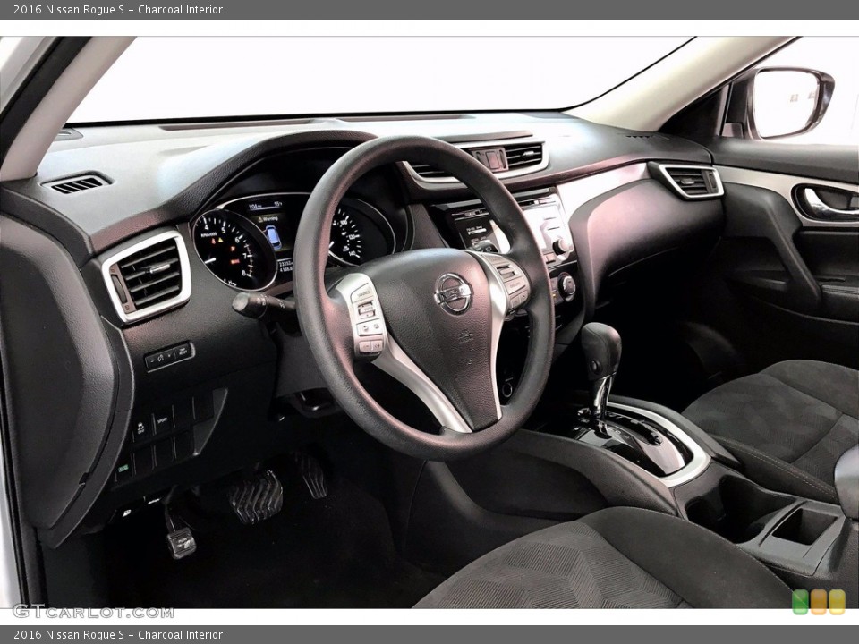 Charcoal Interior Photo for the 2016 Nissan Rogue S #140576439