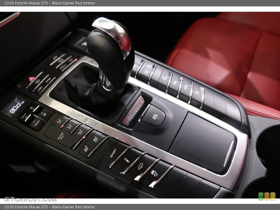 Black/Garnet Red Interior Transmission for the 2018 Porsche Macan GTS #140591427