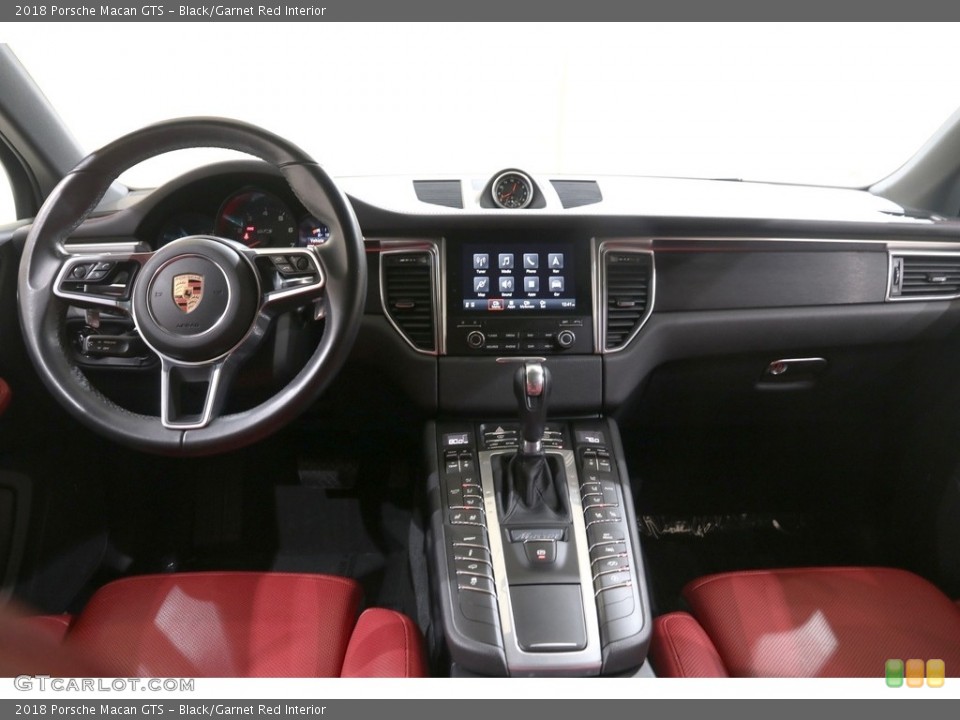 Black/Garnet Red Interior Dashboard for the 2018 Porsche Macan GTS #140591640