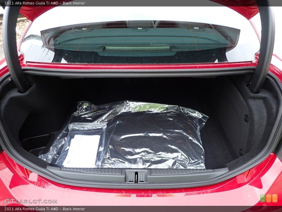 Black Interior Trunk for the 2021 Alfa Romeo Giulia TI AWD #140624225