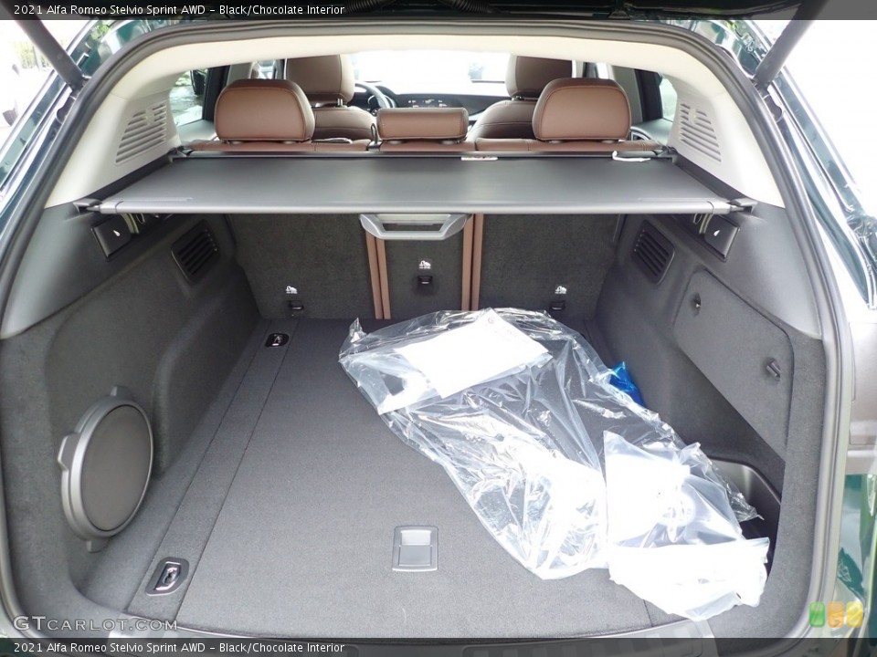 Black/Chocolate Interior Trunk for the 2021 Alfa Romeo Stelvio Sprint AWD #140624711