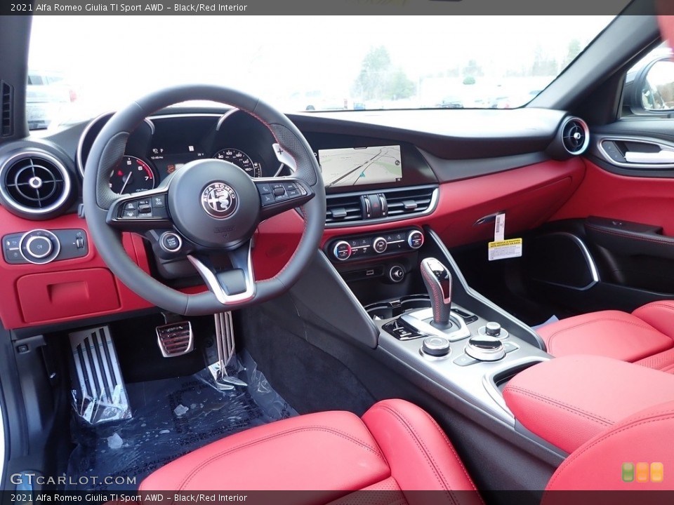 Black/Red Interior Photo for the 2021 Alfa Romeo Giulia TI Sport AWD #140626348